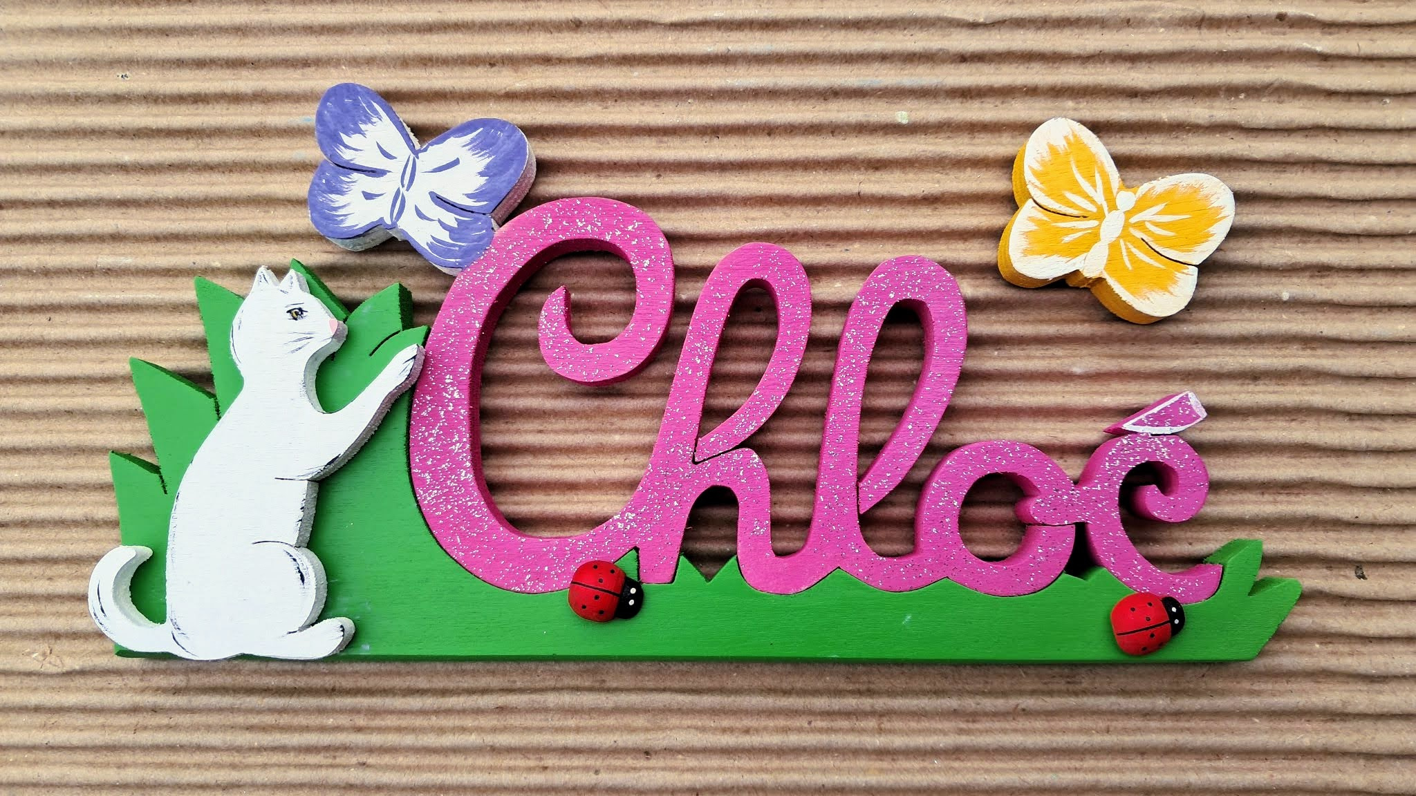 Chloé Rose uni avec paillettes - Chaton blanc - L:24cm H:12cm