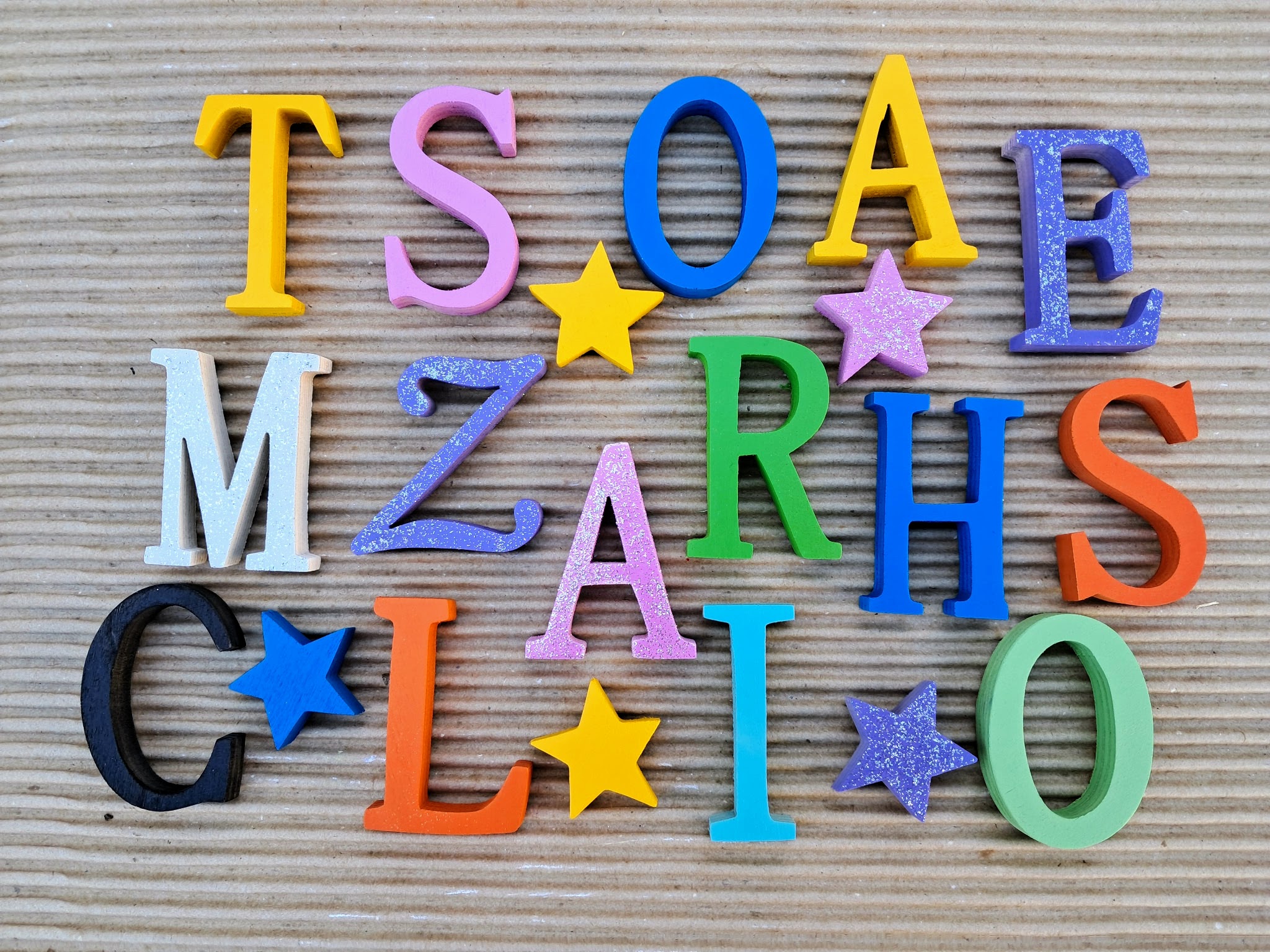 Lettres individuelles multicolores